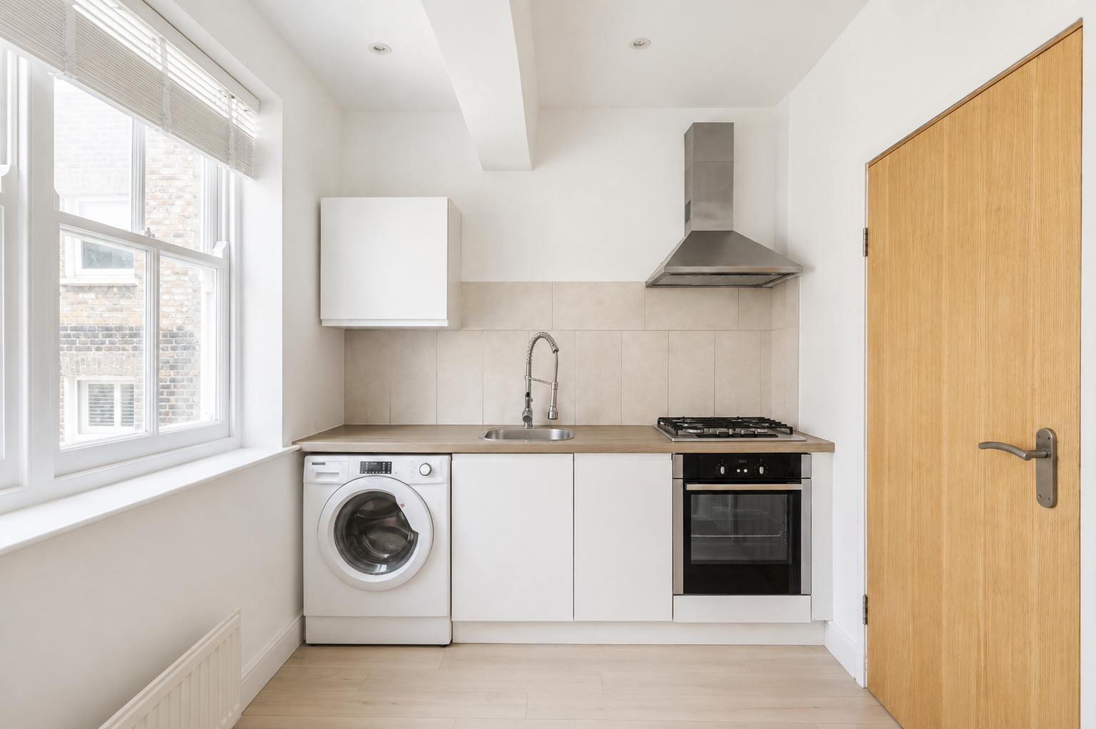 Flat Finborough Road in Greater London
