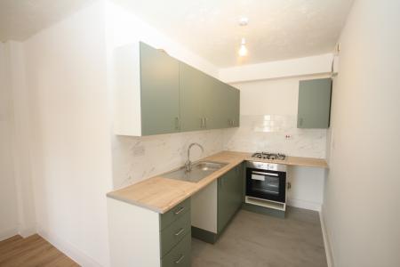 Flat Dunstable Road in Luton