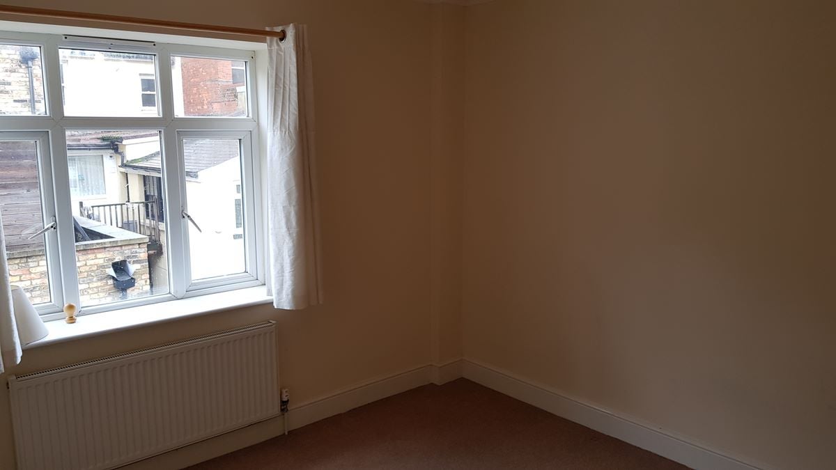 Flat Middelburg Square in Folkestone and Hythe District