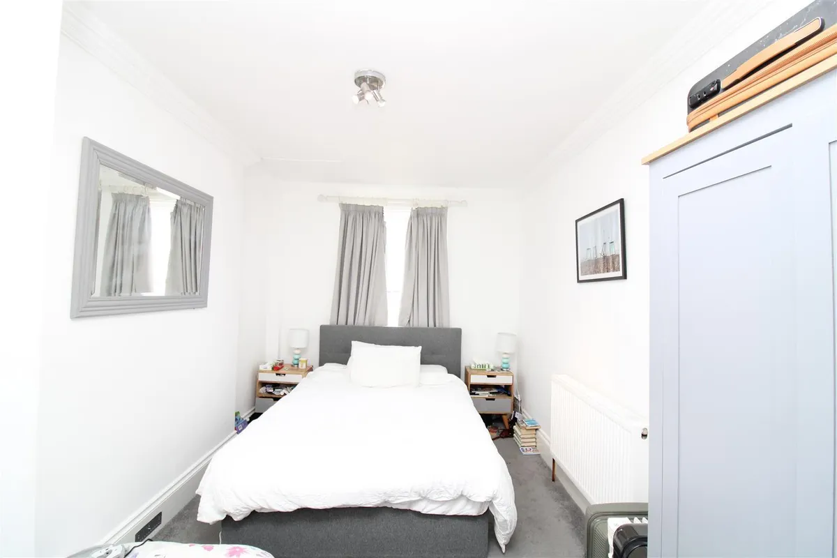 Flat Brunswick Road in Hove
