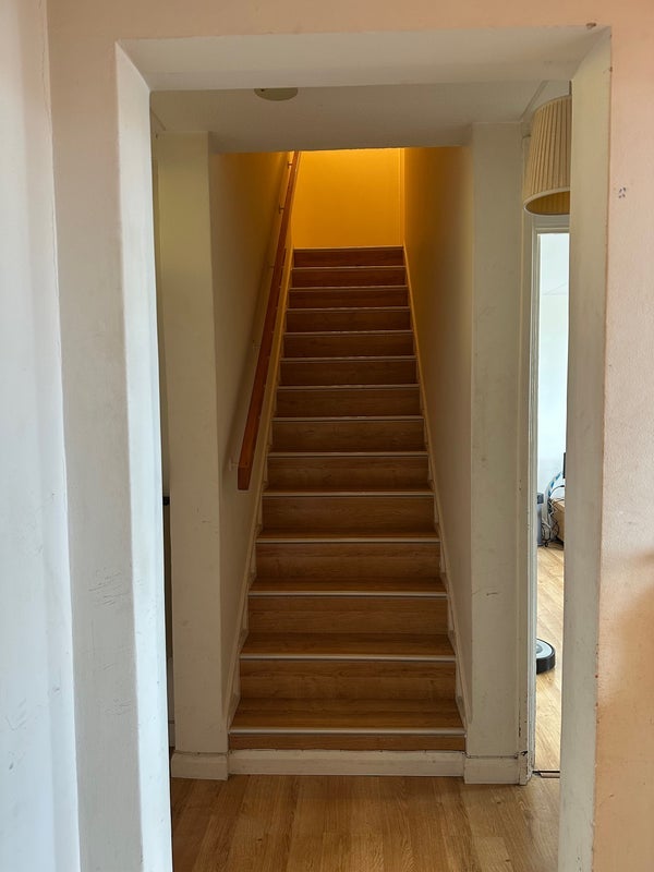 Room Strasburg Road in Greater London