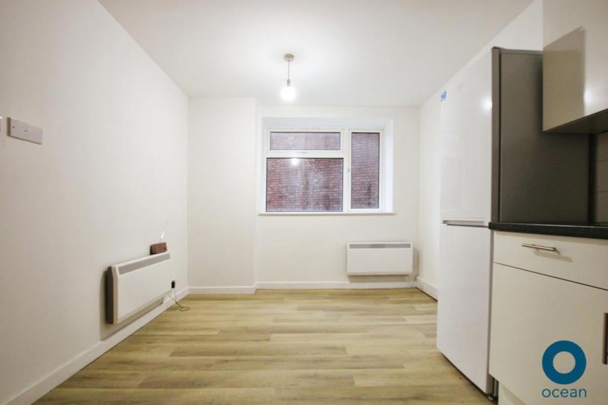 Flat Baldwin Street in Bristol