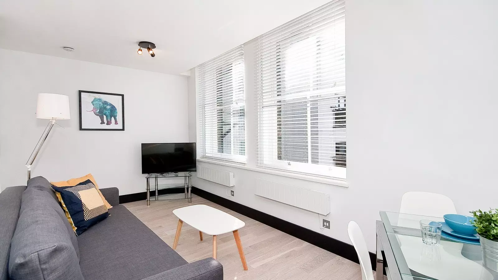 Flat Farringdon Road in Greater London