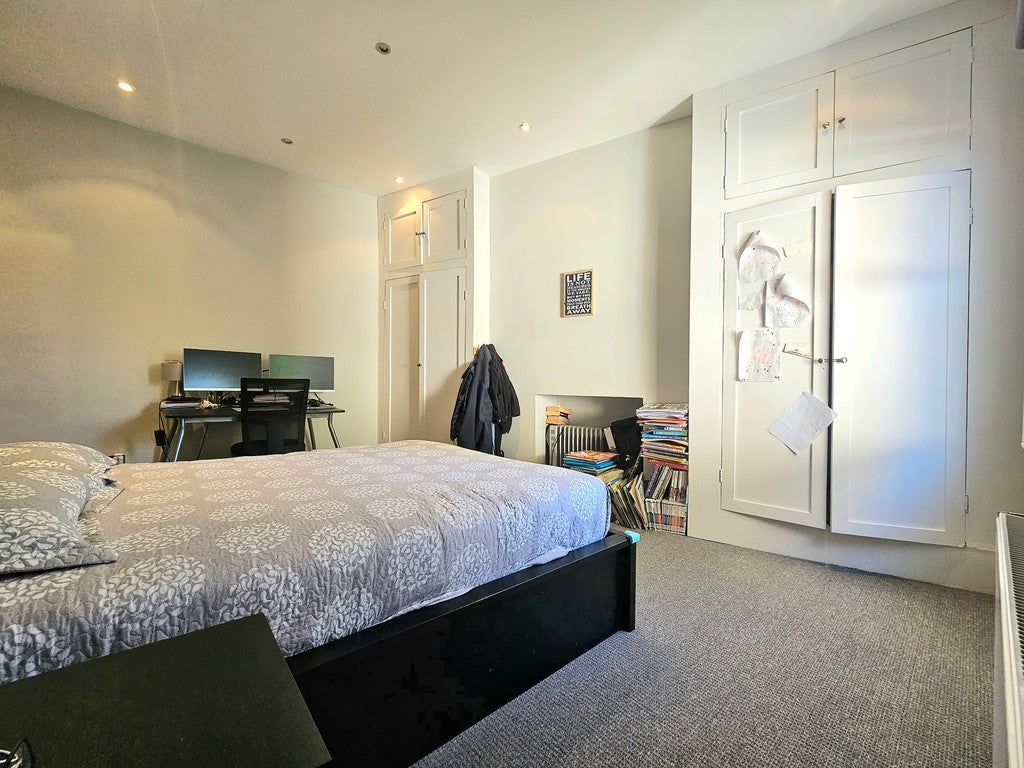 House Brandlehow Road in Greater London