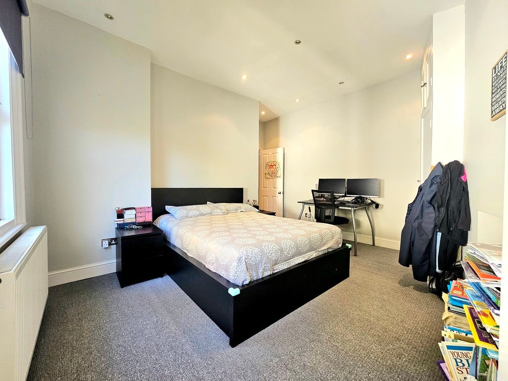 House Brandlehow Road in Greater London