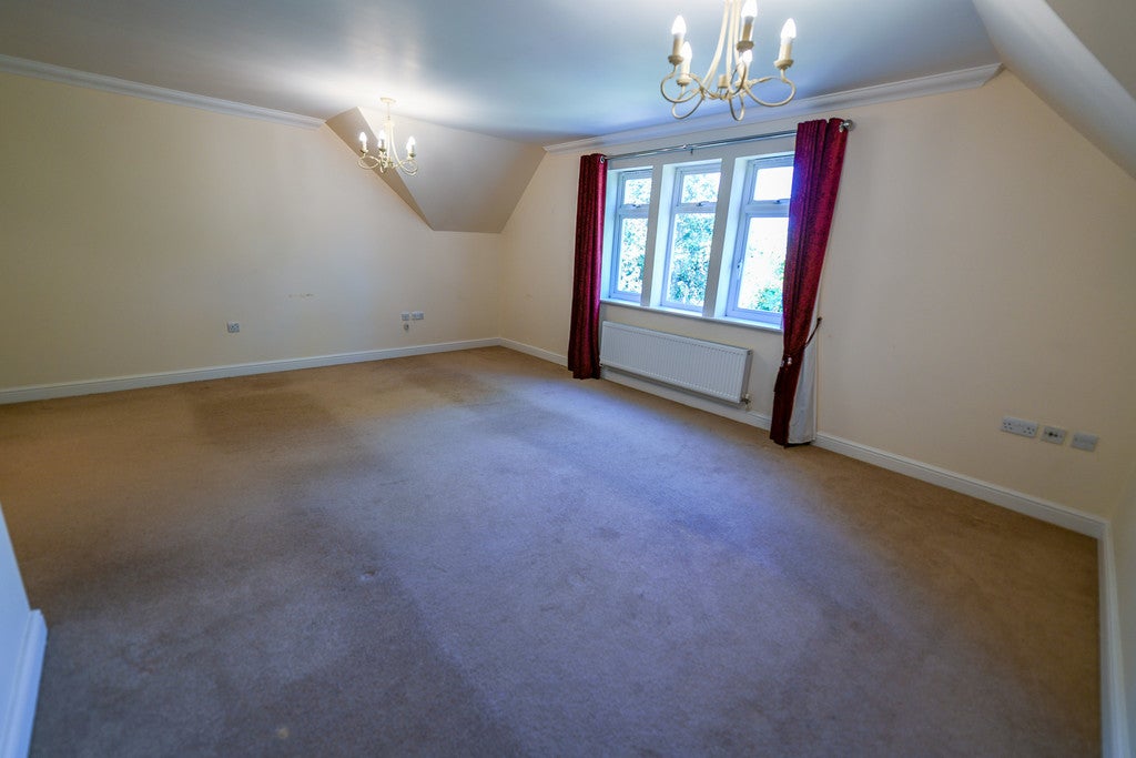 Flat Briony Avenue in Trafford