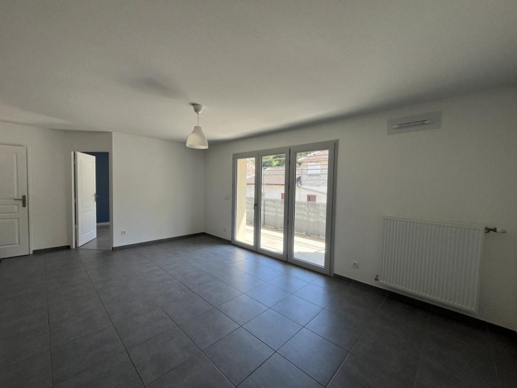 Flat Rue Pontcottier in Bourgoin-Jallieu
