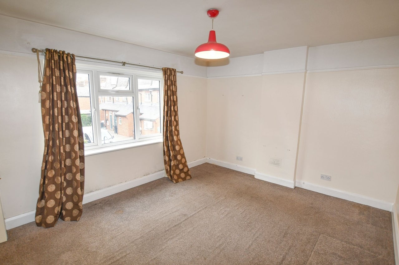 Flat Adelaide Street in St Albans
