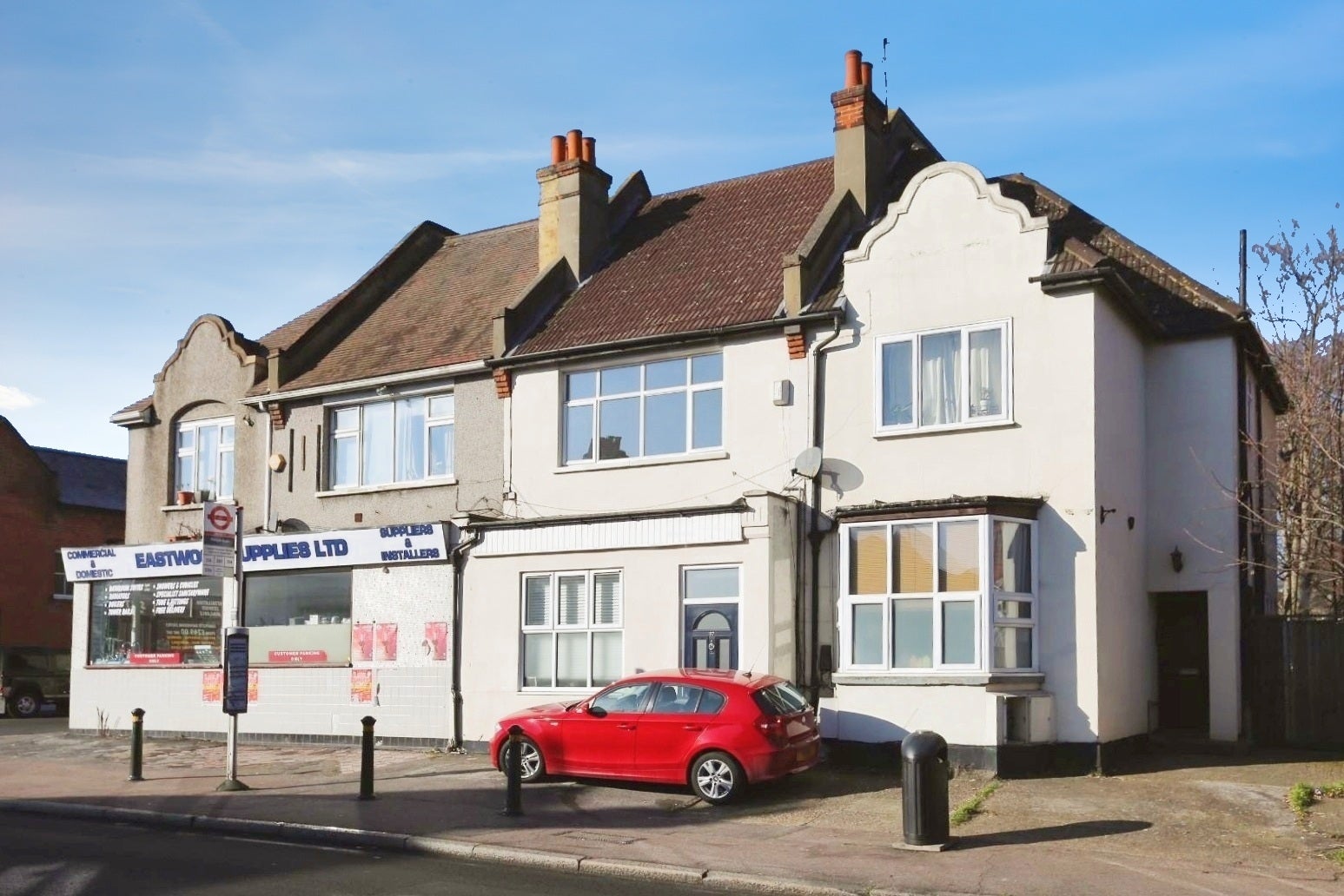 Flat Morgan Road in Greater London