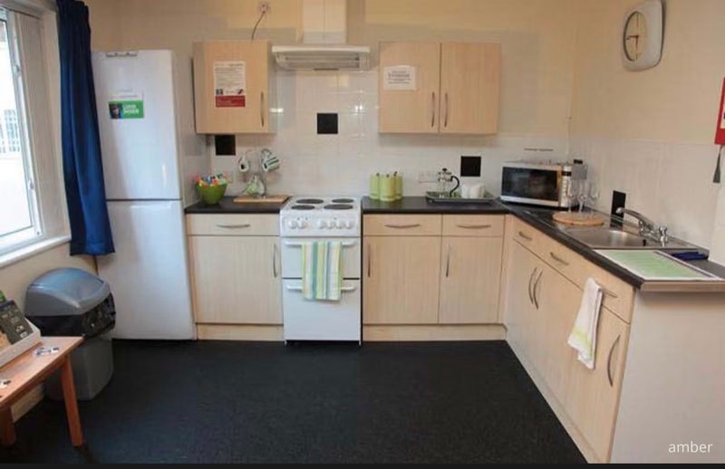 Room Faraday Road in Nottingham