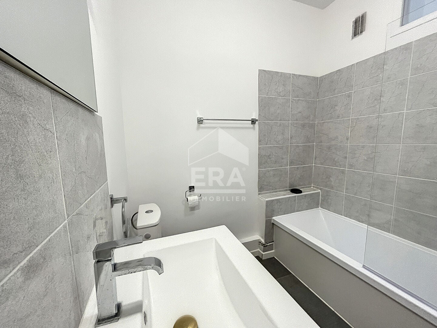 Appartement Avenue de Nice à Cagnes-sur-Mer