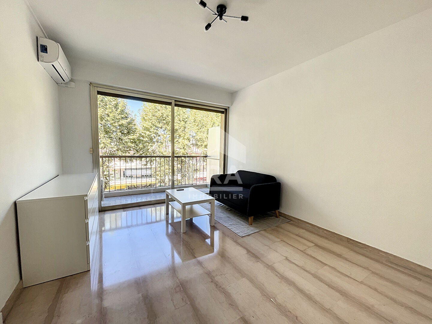 Appartement Avenue de Nice à Cagnes-sur-Mer