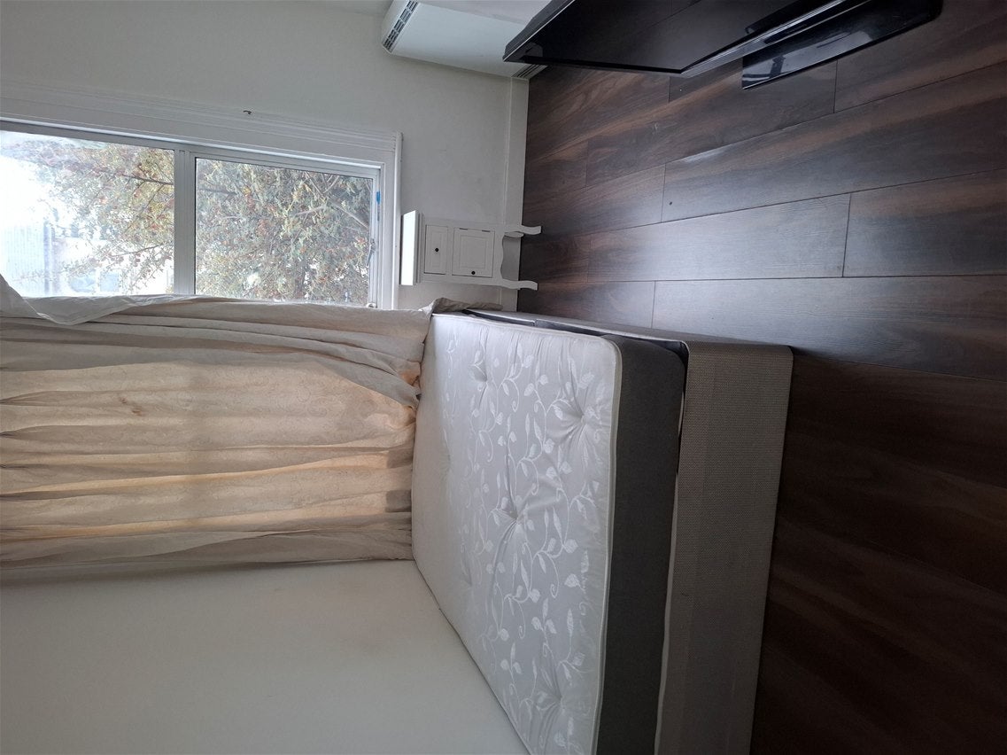 Flat Algernon Road in Greater London