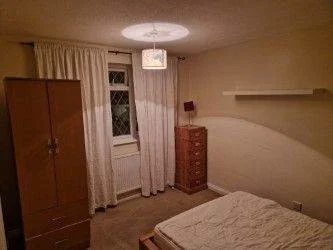 Room Blakeney Drive in Bromsgrove