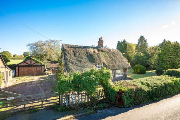 House Froghall Lane in High Legh