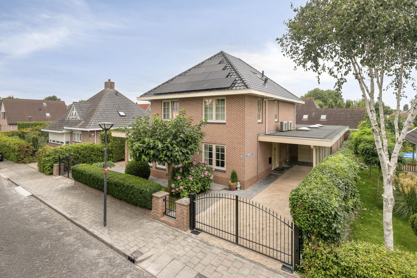Huis Trompenburgh 20 in Lelystad