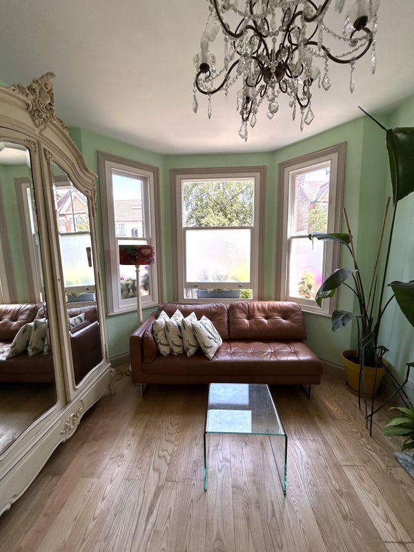 Room Castlebar Park in Greater London