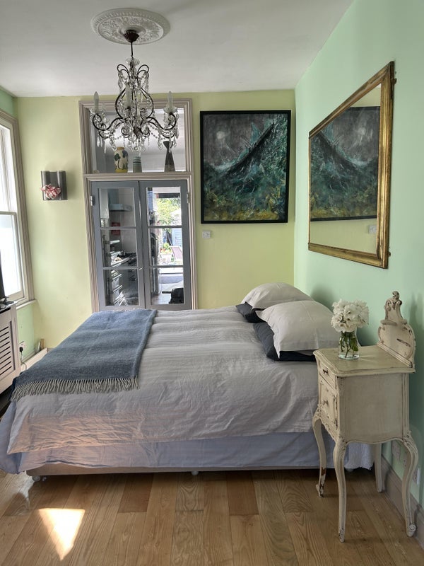 Room Castlebar Park in Greater London
