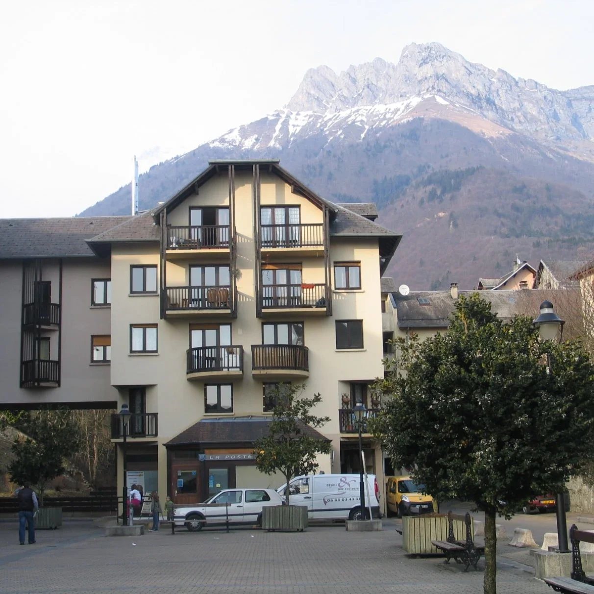 Appartement Place de l'Europe à Saint-Pierre-d'Albigny
