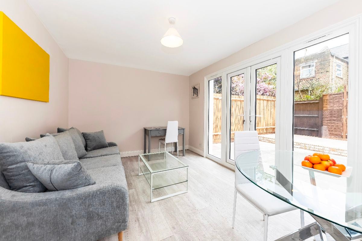 Flat Delaford Street in Greater London