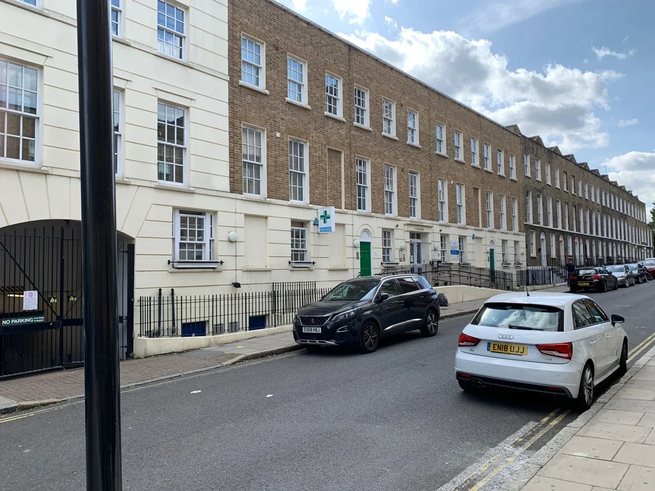 Flat Ritchie Street in Greater London