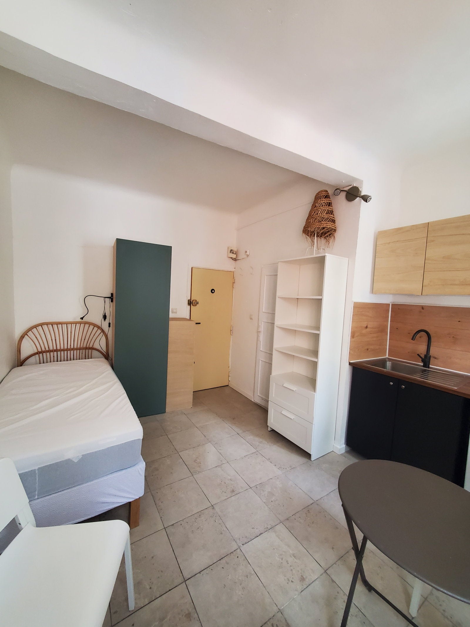 Flat Impasse des Fainéants in Grasse