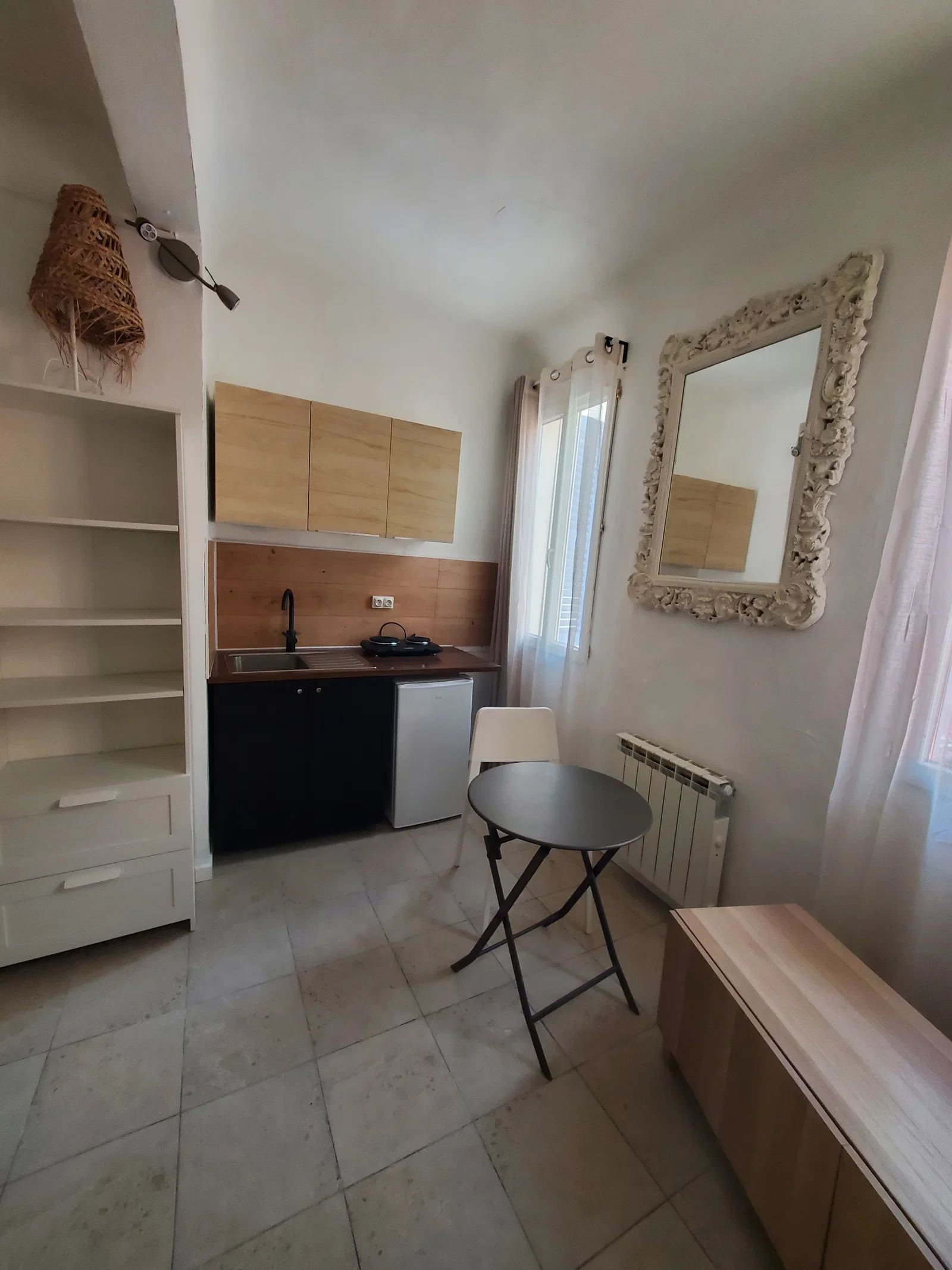 Flat Impasse des Fainéants in Grasse