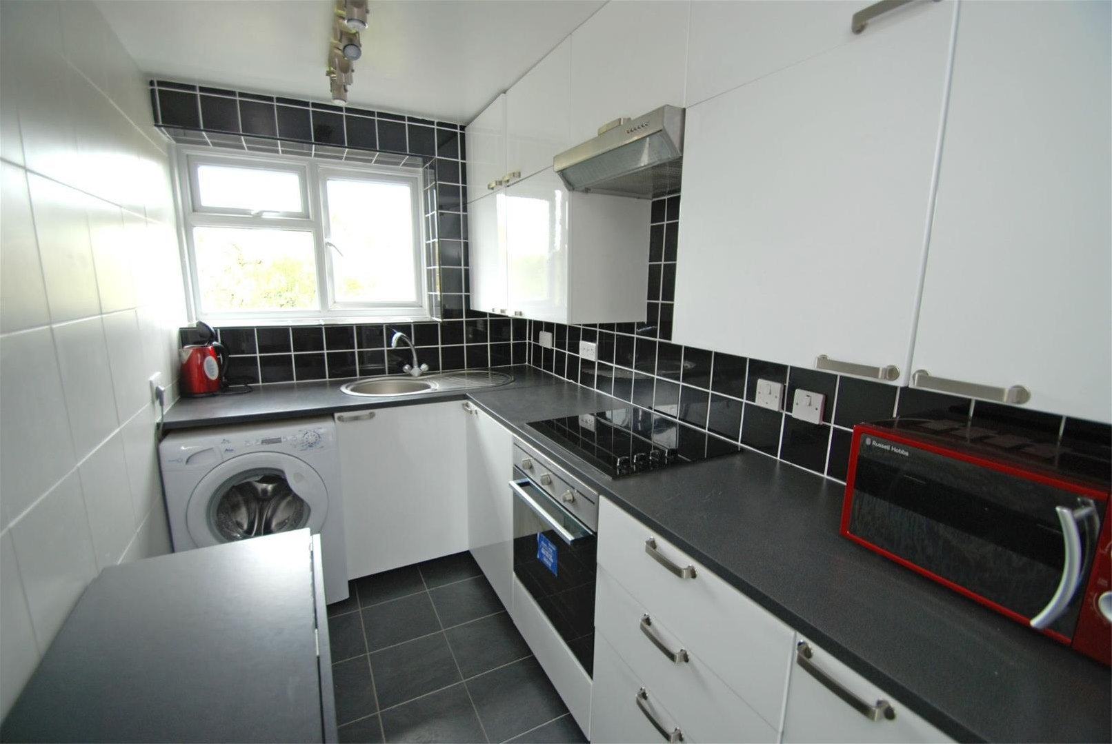 Flat Ashgrove Road in Bristol
