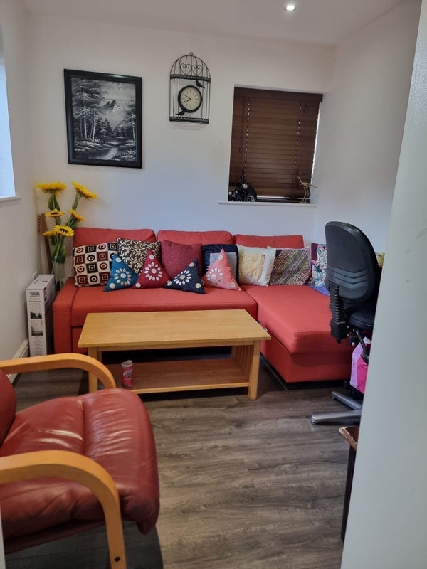 Room Conway Avenue in Prestwich