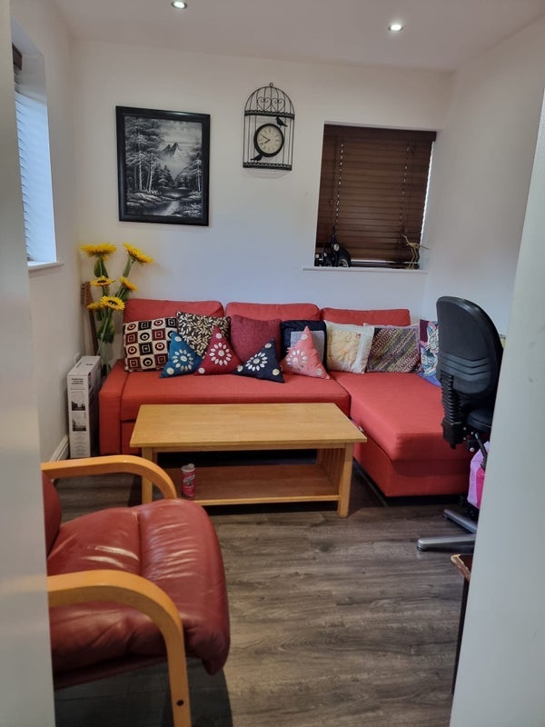 Room Conway Avenue in Prestwich