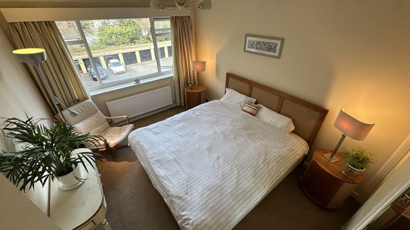 Room Marlborough Road in Bournemouth