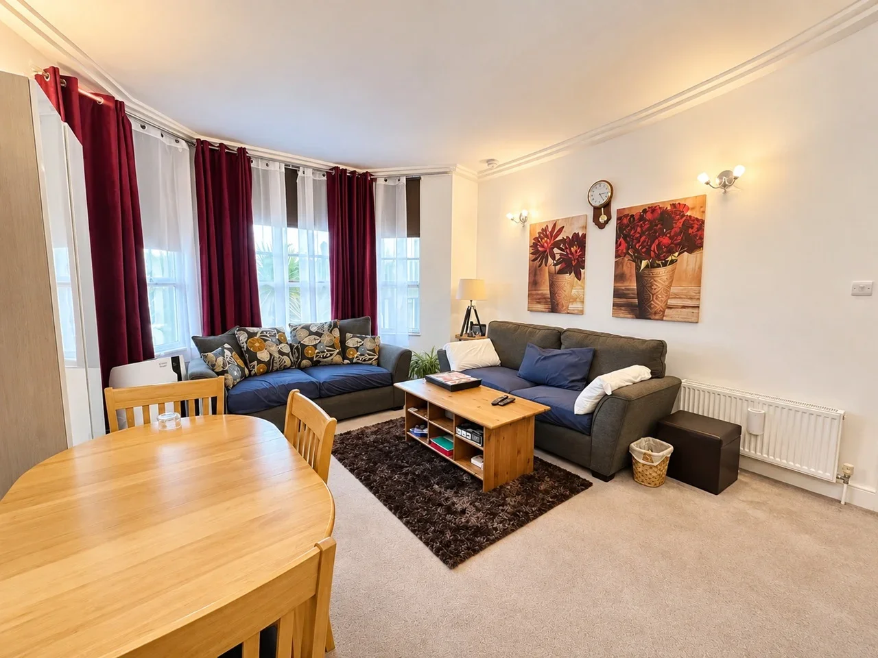 Flat Finchley Road in Greater London