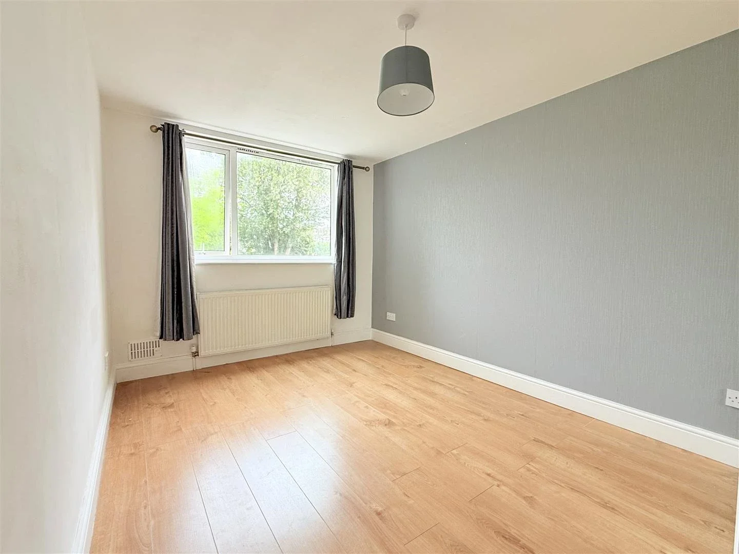 Flat Beresford Road in Greater London