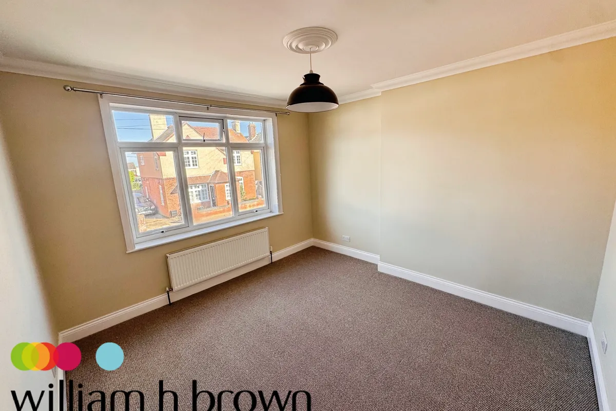 Flat Woodberry Way in Walton-on-the-Naze