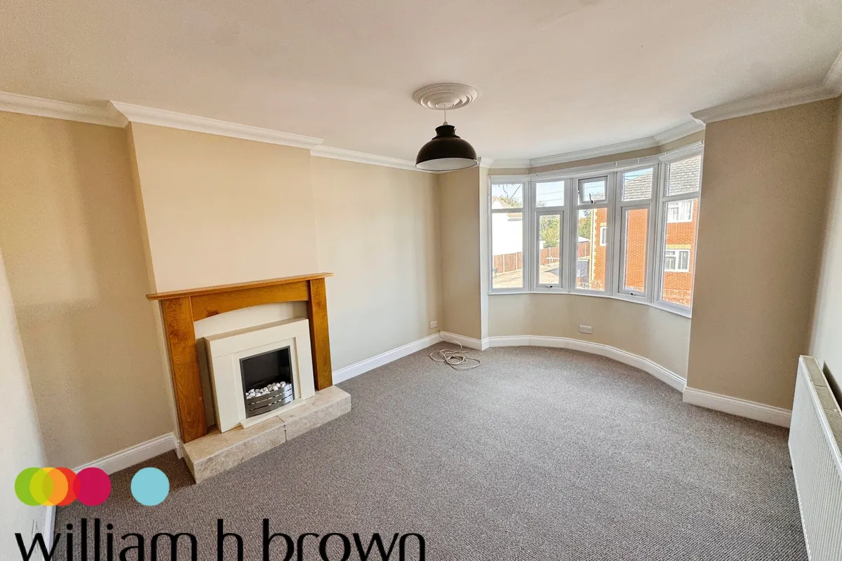 Flat Woodberry Way in Walton-on-the-Naze