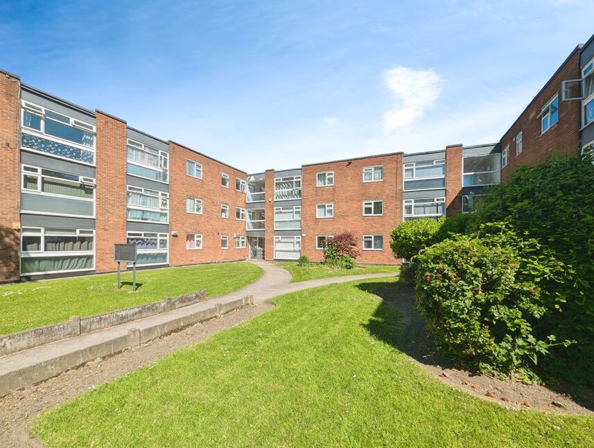 Flat Rushford Avenue in Manchester