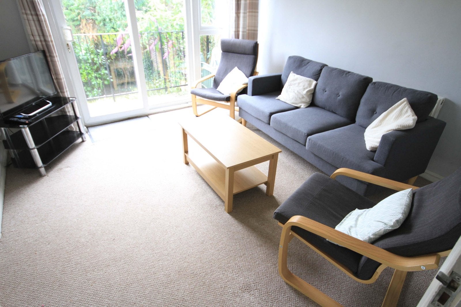 Flat Bicknor Close in Canterbury