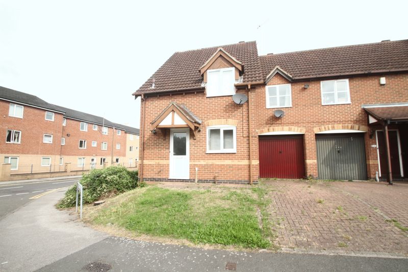 House Heron Drive in Nottingham