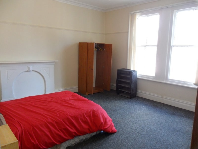 Room Cranborne Road in Liverpool