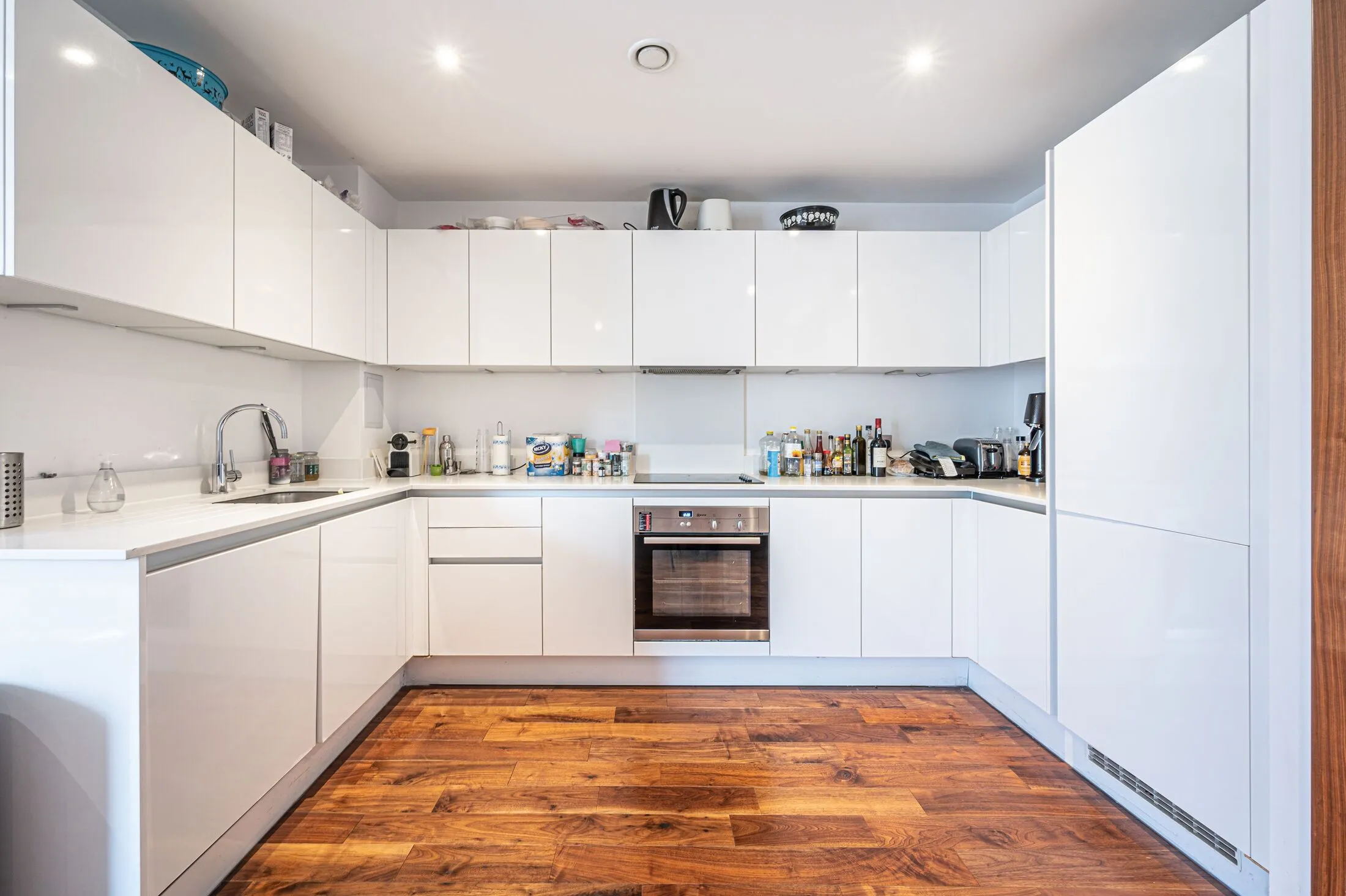 Flat Maygrove Road in Greater London