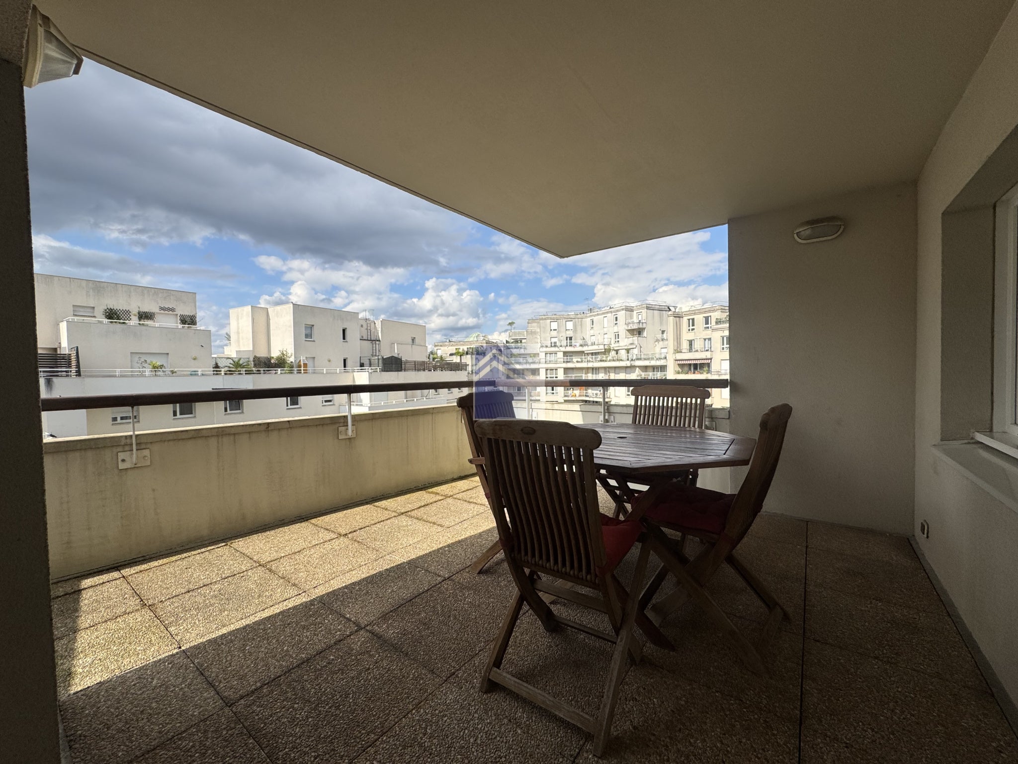 Appartement Avenue Léonard de Vinci à Courbevoie