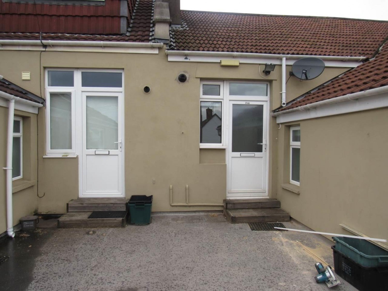 Flat Filton Road in Bristol