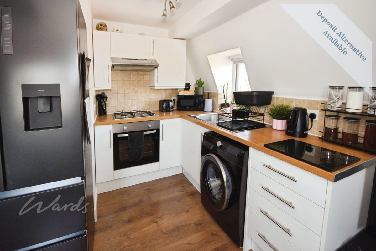 Flat Webster Road in Rainham