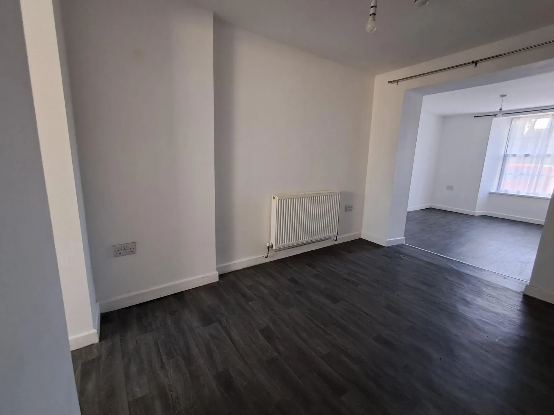 Flat Commercial Row in Pembroke Dock