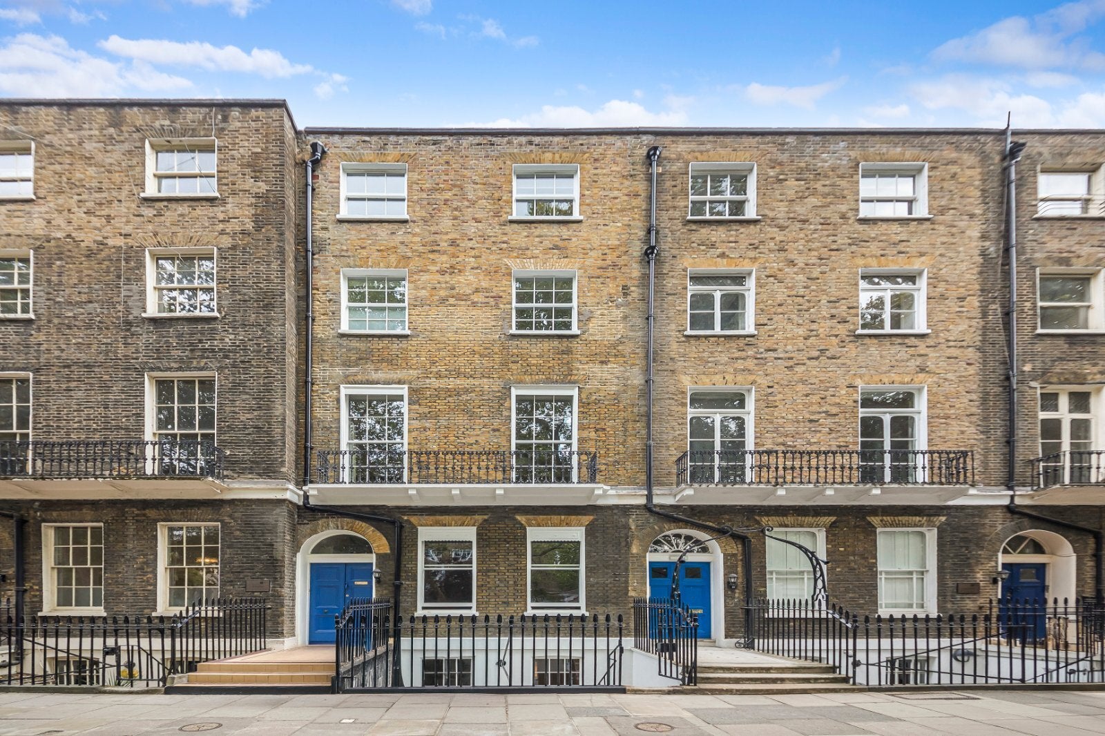 Flat Woburn Square in Greater London