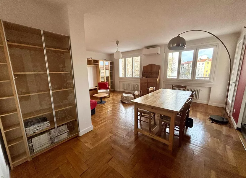Flat Place Wilson in Villeurbanne