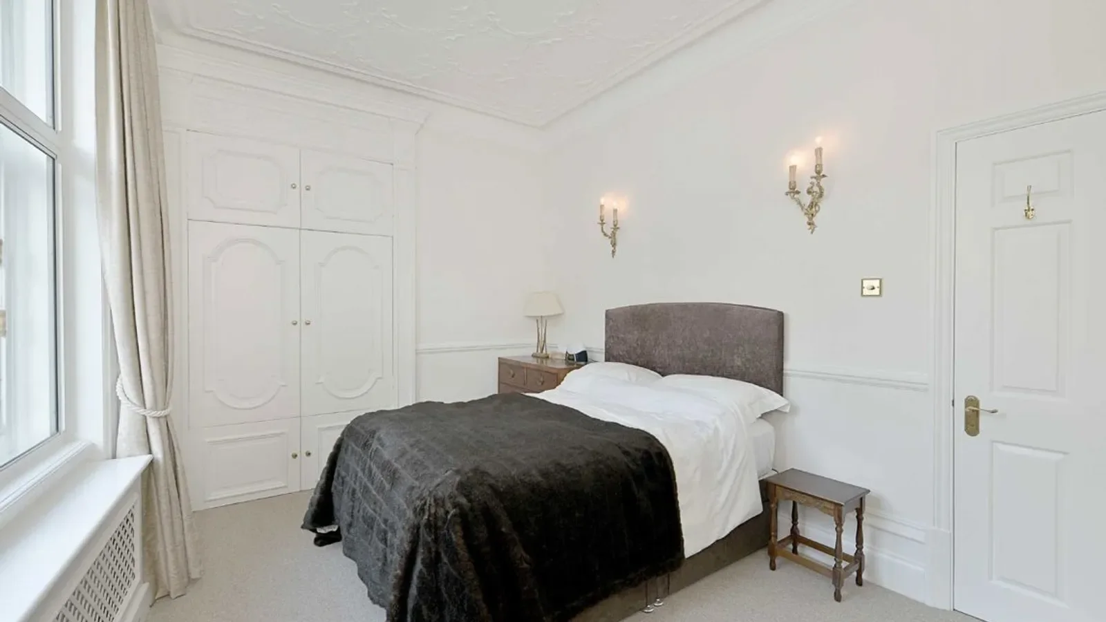 Flat Piccadilly in City of Westminster