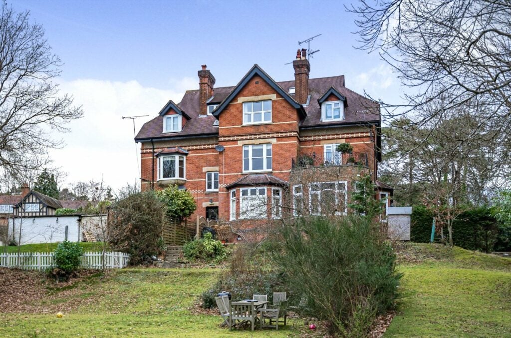 Flat Crawley Ridge in Surrey Heath