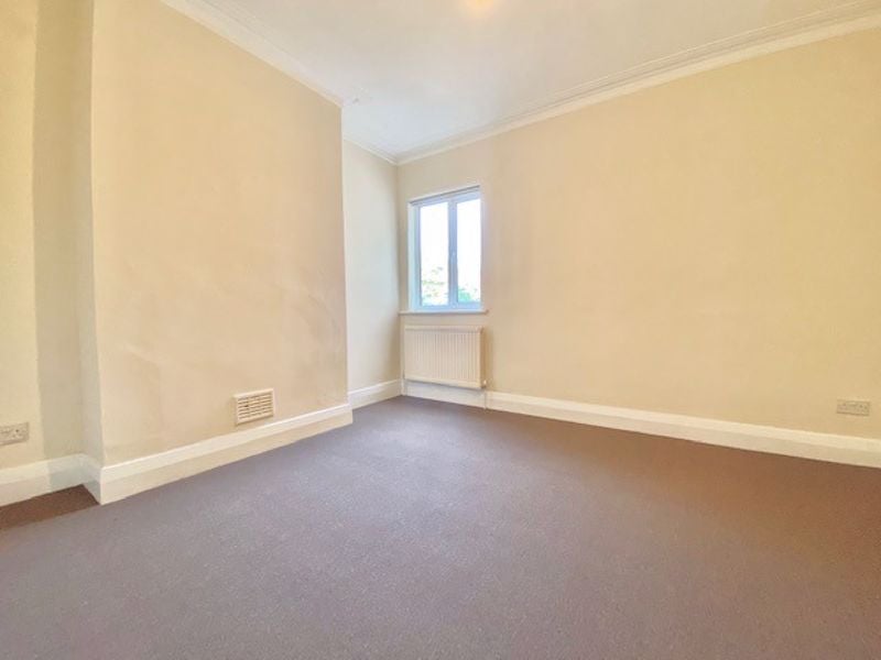 Flat Milo Gardens in Greater London