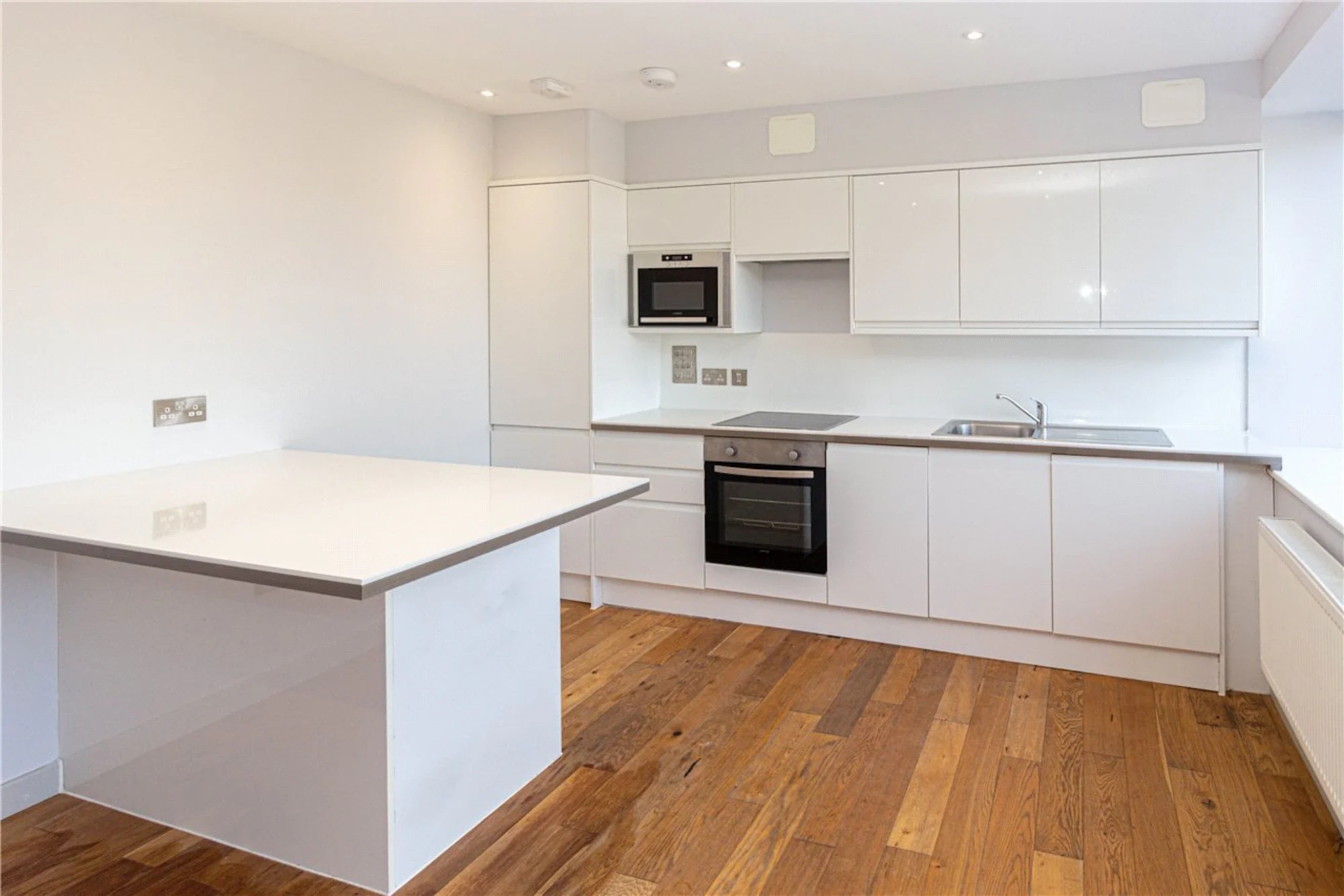 Flat Vaughan Road in St Albans